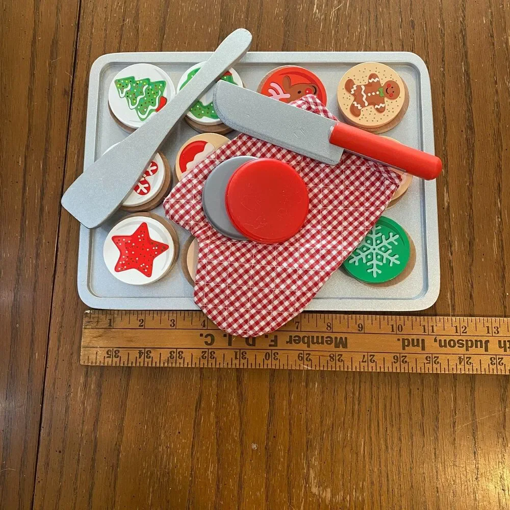 Melissa & Doug Christmas Cookie Wooden Play Set – Incomplete Pretend Baking Tray